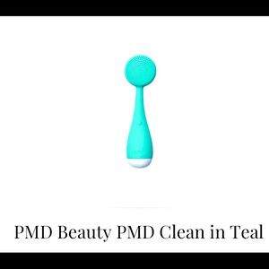 PMD beauty Smart facial cleansing tool- Teal ▪️